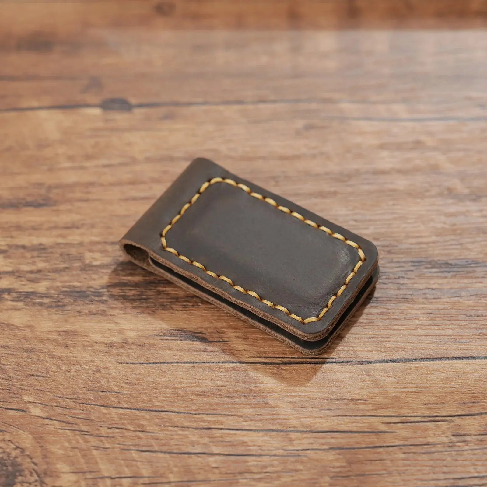 Genuine Leather Magnetic Money Clip Wallet – Slim Front Pocket Cash & Card Holder MoneyGrip